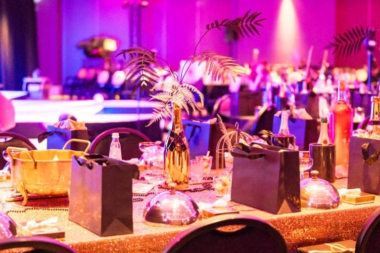 Yourluckyparty_event_simonelevie_cash-1